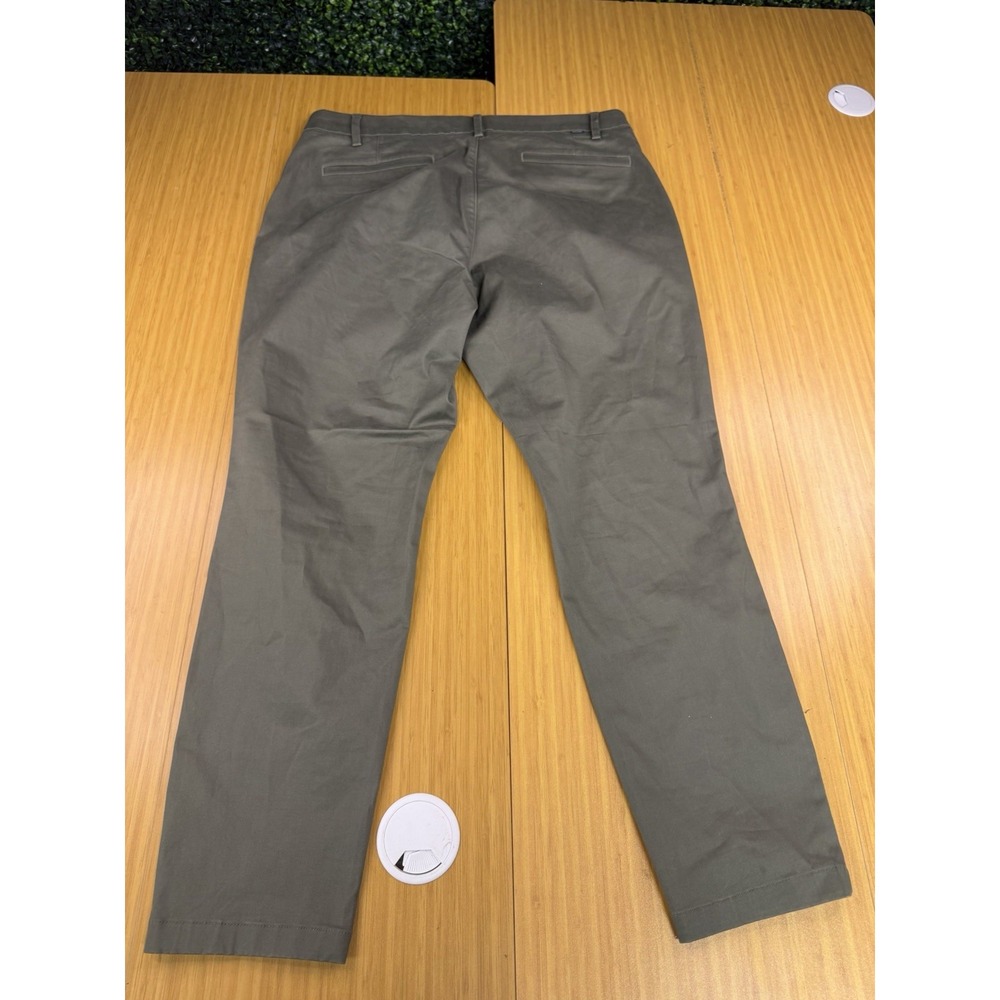 DOCKERS-NWT-Women's Green Weekend Chino Skinny Mid Rise Flat Front Pants-Sz 33R - Picture 7 of 7